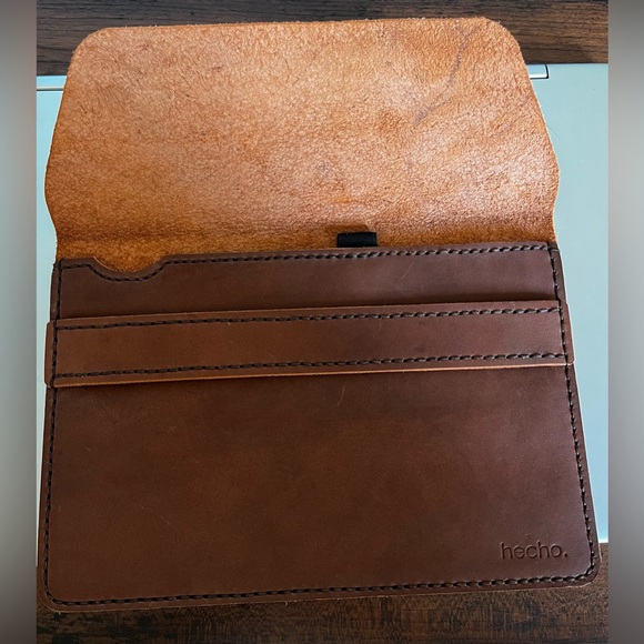 Hecho. Leather case with pencil holder - Picture 2 of 6